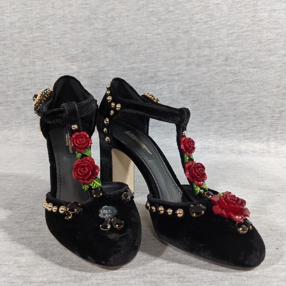 Dolce & Gabbana Shoes - 2x 👯‍♀️Host Pick⚡️D&GEmbroidered T-strapPumps